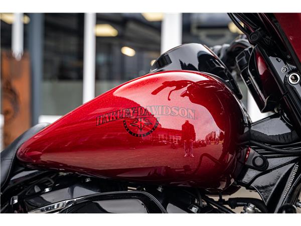 Harley-Davidson Kiel FLHXS Street Glide 107 cui - Jekill & Hyde -