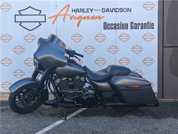 2017 HARLEY-DAVIDSON ROAD KING