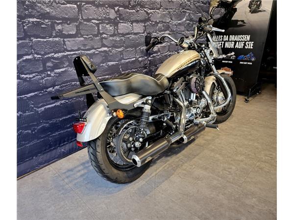 Sportster 1200 Custom 