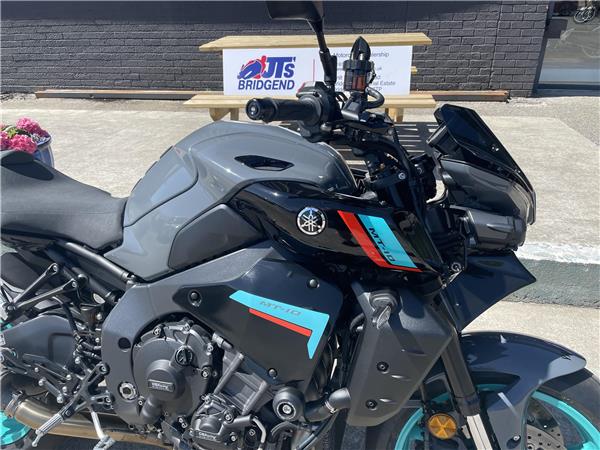 2023 Yamaha MT10