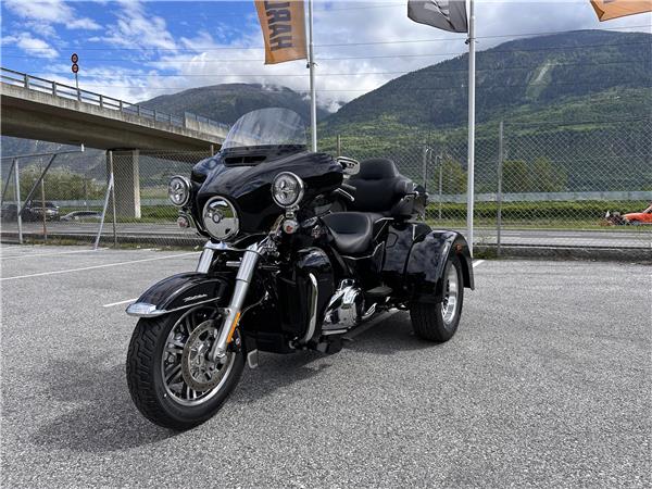 2025 HARLEY-DAVIDSON Trike FLHTCUTG Tri Glide Ultra 114 2025