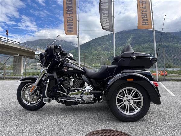 2025 HARLEY-DAVIDSON Trike FLHTCUTG Tri Glide Ultra 114 2025