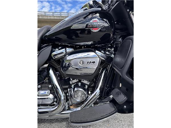 2025 HARLEY-DAVIDSON Trike FLHTCUTG Tri Glide Ultra 114 2025