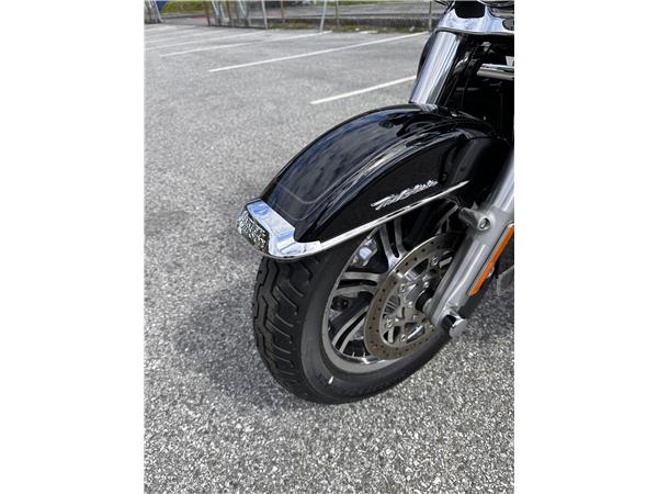 2025 HARLEY-DAVIDSON Trike FLHTCUTG Tri Glide Ultra 114 2025