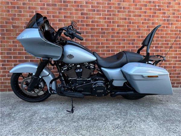 2023 Harley-Davidson Road Glide Special 1868 2