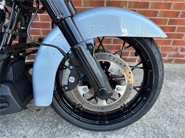 2023 Harley-Davidson Road Glide Special 1868 2