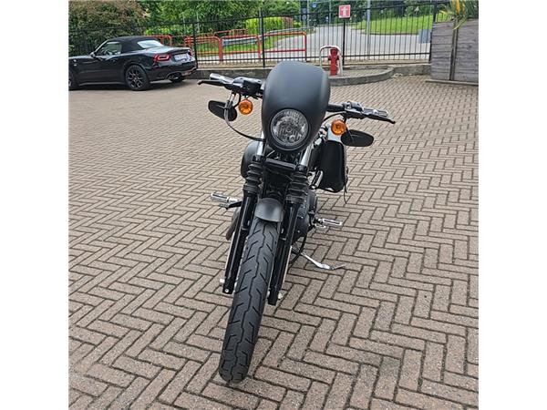 Harley-Davidson Sportster 883 IRON