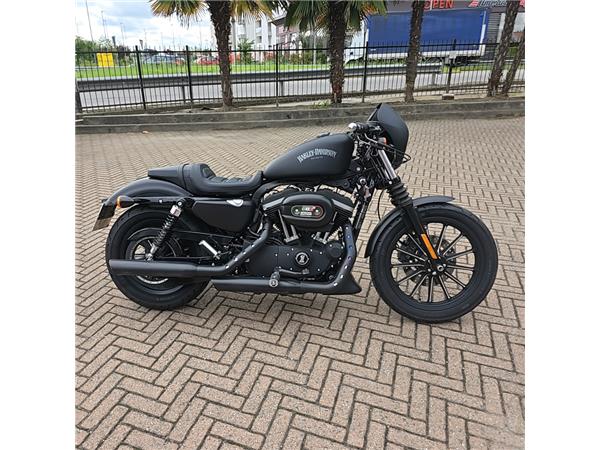 Harley-Davidson Sportster 883 IRON