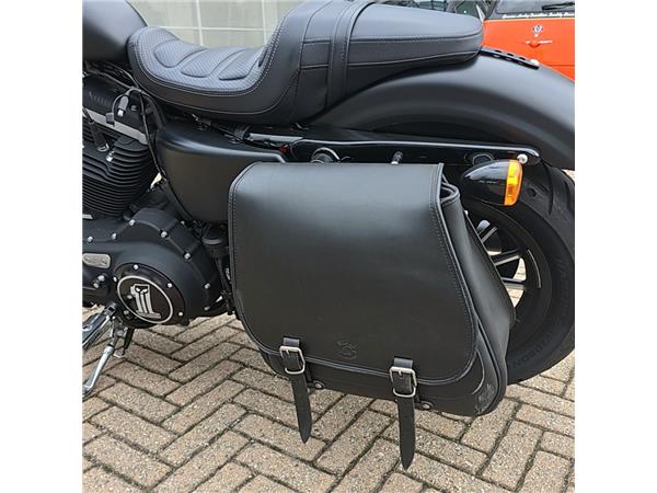 Harley-Davidson Sportster 883 IRON