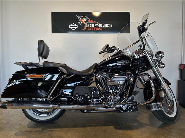 2019 HARLEY-DAVIDSON ROAD KING