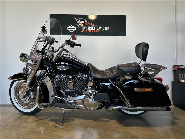 2019 HARLEY-DAVIDSON ROAD KING