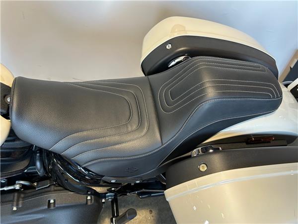 2024 HARLEY-DAVIDSON LOW RIDER