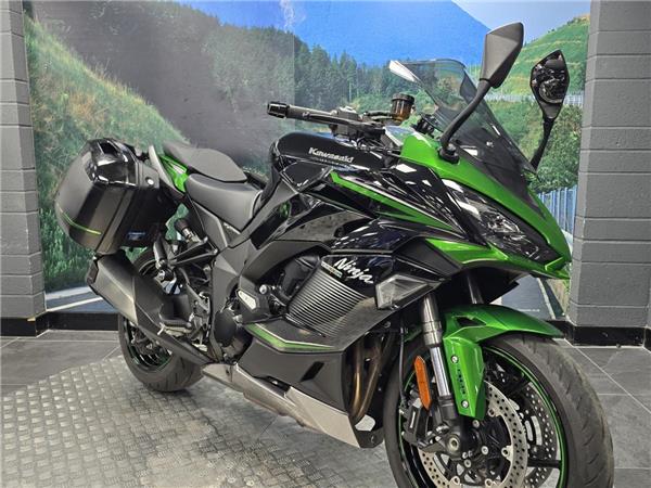 2023 Kawasaki Ninja 1000SX