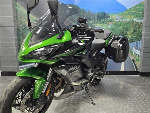 2023 Kawasaki Ninja 1000SX