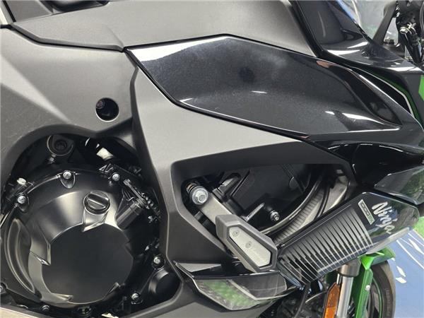 2023 Kawasaki Ninja 1000SX