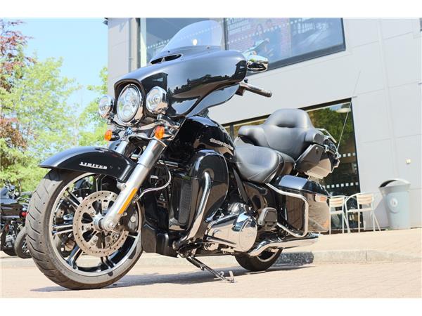 2022 HARLEY-DAVIDSON ULTRA LIMITED