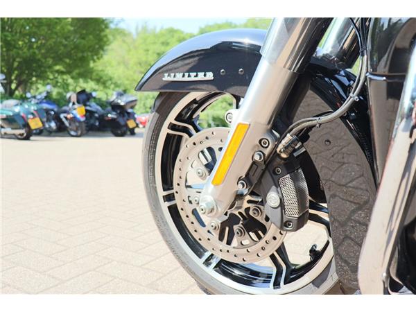 2022 HARLEY-DAVIDSON ULTRA LIMITED