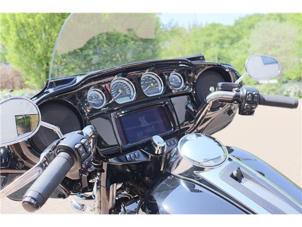 2022 HARLEY-DAVIDSON ULTRA LIMITED