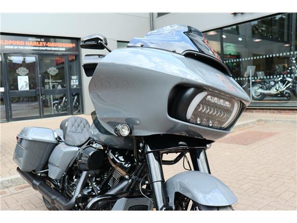 2022 HARLEY-DAVIDSON ROAD GLIDE ST