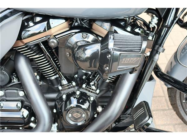 2022 HARLEY-DAVIDSON ROAD GLIDE ST