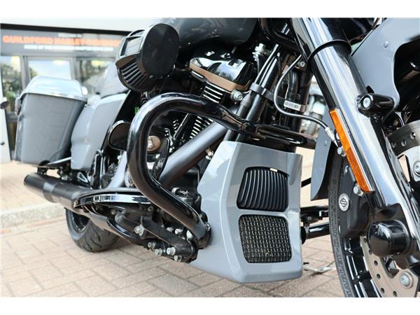 2022 HARLEY-DAVIDSON ROAD GLIDE ST