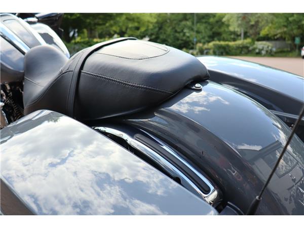 2023 HARLEY-DAVIDSON ROAD GLIDE SPECIAL 