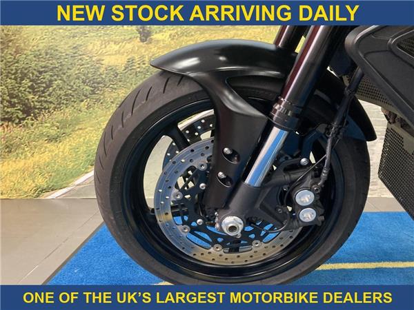  Yamaha MT-10 MT-10
