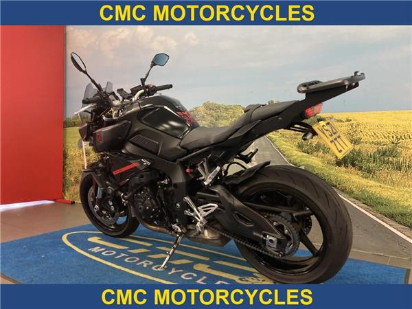  Yamaha MT-10 MT-10
