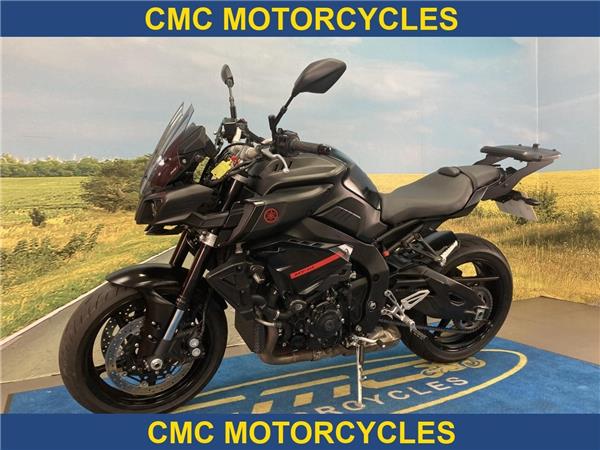  Yamaha MT-10 MT-10