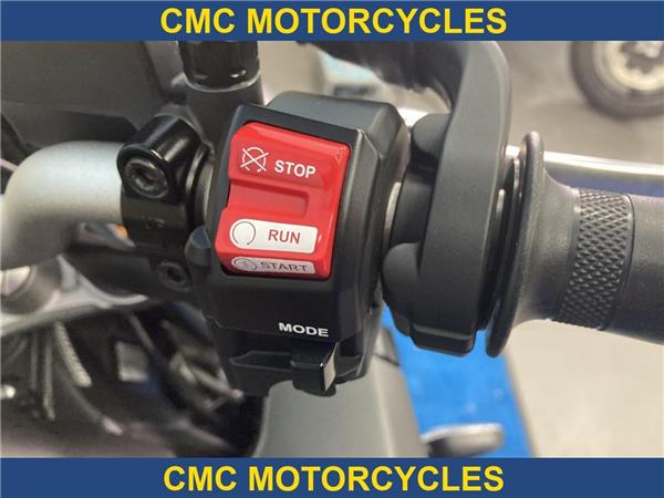  Yamaha MT-10 MT-10