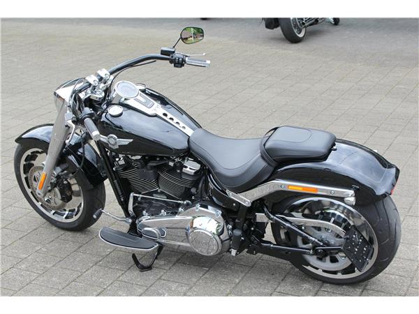 2022 HARLEY-DAVIDSON Softail FLFBS Fat Boy 114