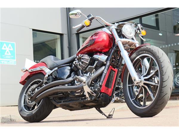 2018 HARLEY-DAVIDSON SOFTAIL FXLR LOWRIDER