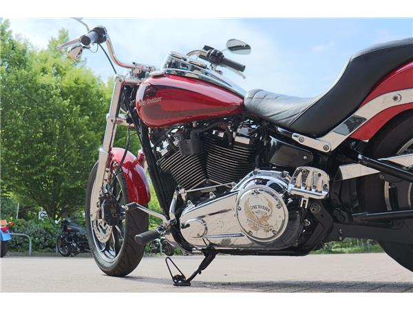 2018 HARLEY-DAVIDSON SOFTAIL FXLR LOWRIDER