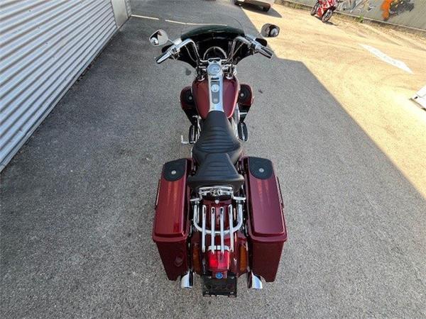 2013 Harley-Davidson CVO Road King FLHRSE