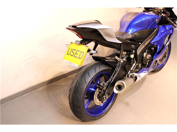 YAMAHA YZF-R6