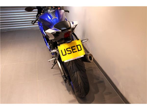 YAMAHA YZF-R6