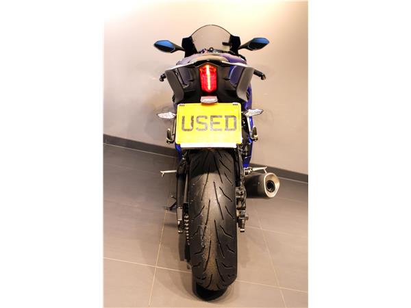 YAMAHA YZF-R6