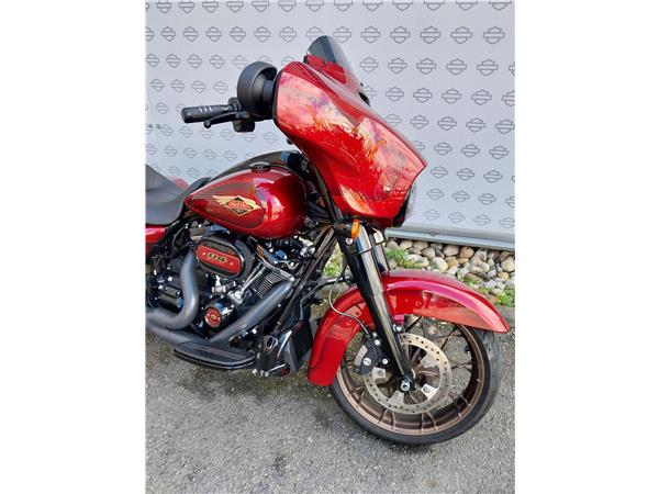 2023 HARLEY-DAVIDSON STREET GLIDE