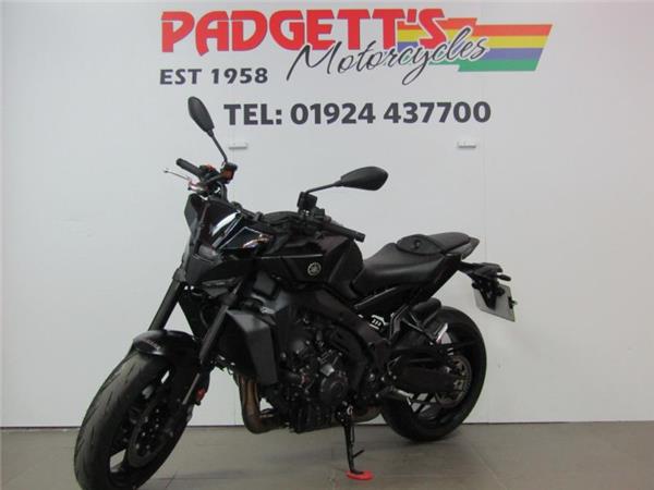 2024 Yamaha MT-09 Y-AMT
YD74GXT Black