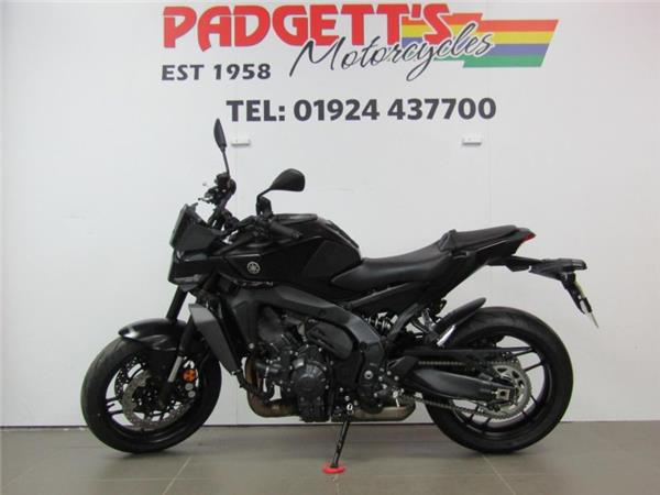 2024 Yamaha MT-09 Y-AMT
YD74GXT Black