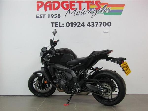 2024 Yamaha MT-09 Y-AMT
YD74GXT Black