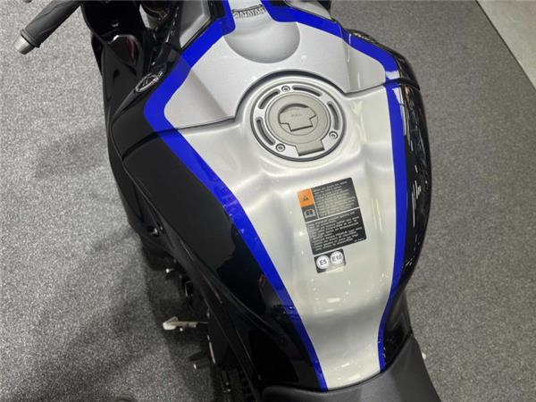 2020 Yamaha YZF R1M Silver