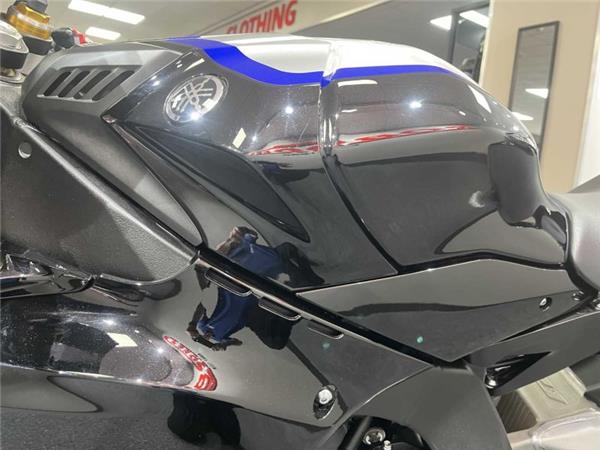 2020 Yamaha YZF R1M Silver