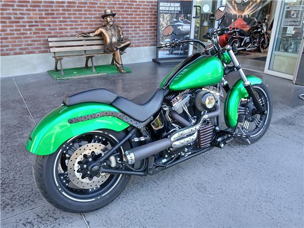 2012 HARLEY-DAVIDSON SOFTAIL