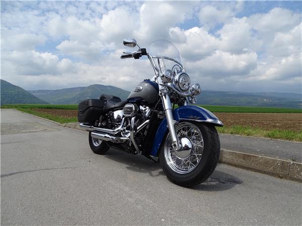 2023 HARLEY-DAVIDSON Softail FLHCS Heritage Classic 114 Black Finish
