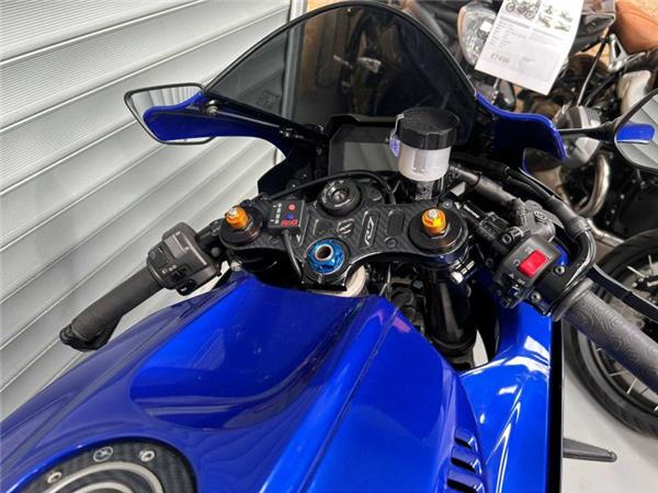 2022 Yamaha YZF-R7 BLUE