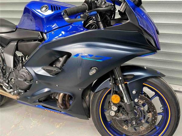 2022 Yamaha YZF-R7 BLUE