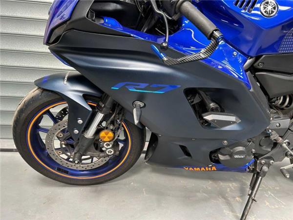 2022 Yamaha YZF-R7 BLUE