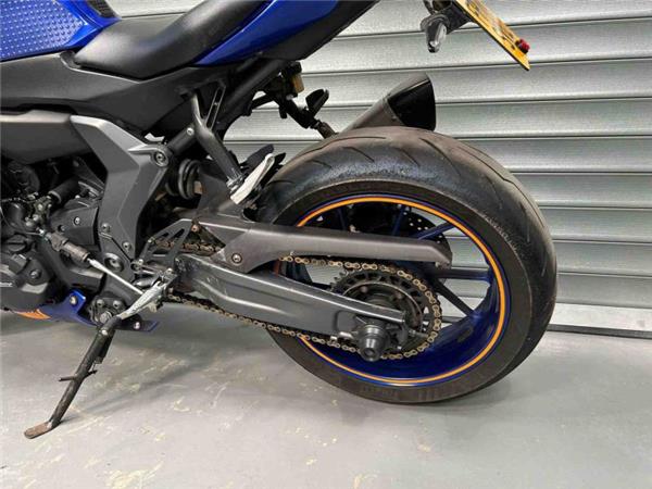 2022 Yamaha YZF-R7 BLUE