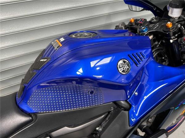 2022 Yamaha YZF-R7 BLUE